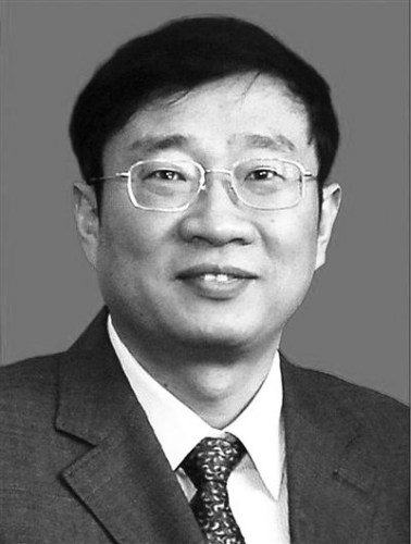 殲-15飛機研制現(xiàn)場總指揮羅陽,因突發(fā)急性心梗殉職,享年51歲,追悼會將于29日在沈陽舉行 點擊進入下一頁